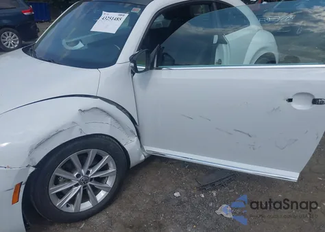 2019 Volkswagen Beetle 2.0T Se из США, поврежденный, VIN 3VWJD7AT5KM701009